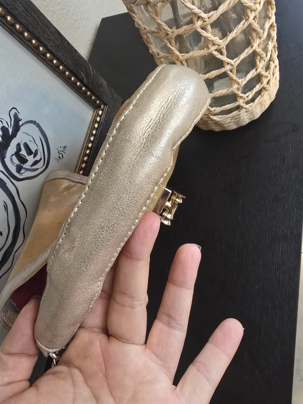 ELAINE TURNER Vintage Beige Gold Leather Crossbody Handbag Bamboo Chain Strap - Picture 12 of 14